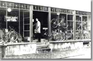 1985 - Außenansicht vom Fahrrad-Geschäft