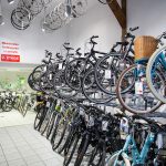 Über 1000 Fahrräder im Fahrradladen von Zweirad Karberg in Waren